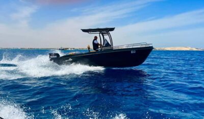 Safaga: Giftun Island Speedboat Cruise to Orange Bay & Lunch - Speedboat ride comfort: quick runs, shade on board, and dolphin spotting potential