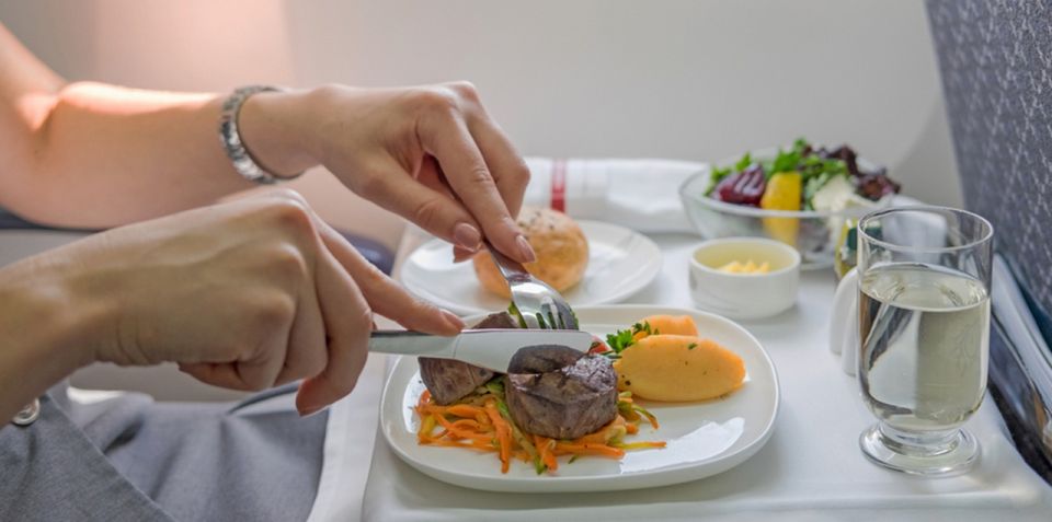 Sharm El Sheikh: Dinner Cruise W/ Optional Private Transfer - Key things to know before you go