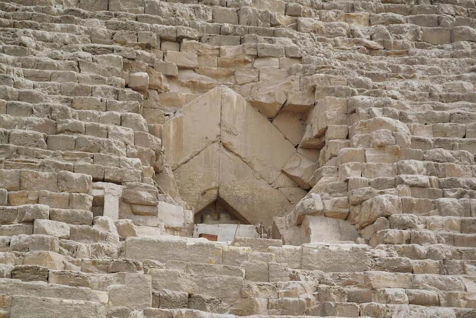 Sharm El-Sheikh: Full-Day Tour of Cairo and Pyramids by Bus - Egyptian Museum at Tahrir Square: getting your money’s worth in limited time
