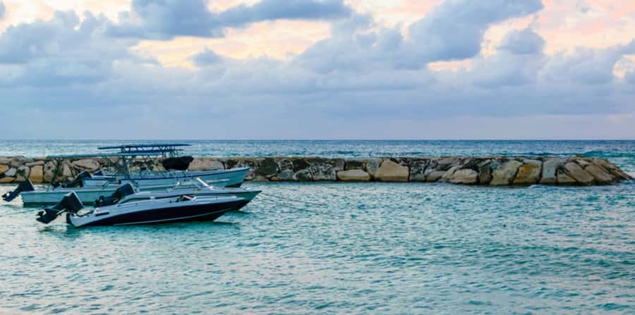 Sharm El Sheikh: Glass Bottom Boat Tour & Private Transfer - Who should book this glass boat tour