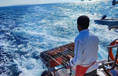 Sharm el-Sheikh: Premium Ras Mohammed & White Island Cruise - Ras Mohammed National Park: sail first, then reef time