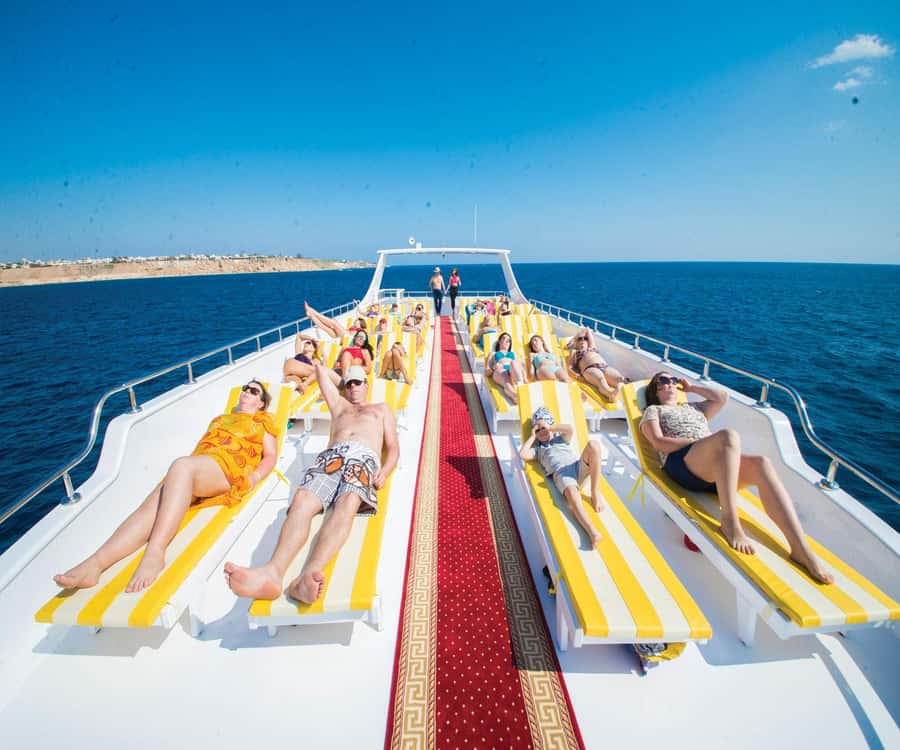 Sharm el-Sheikh: Ras Mohammed Elite VIP Cruise and BBQ Lunch - Getting to the Boat: Pickup Time and the Marina Fee