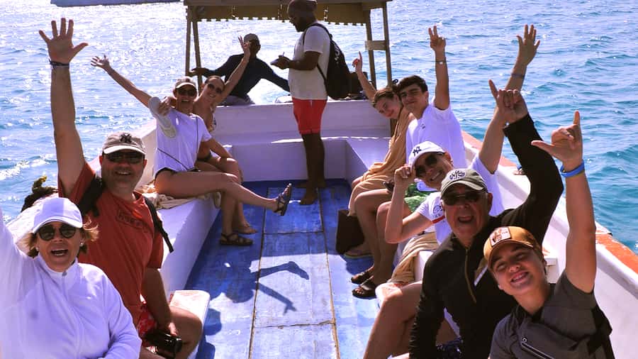 Sharm El Sheikh: Red Sea Cruise with Dinner & Transfer. - Getting there: modern coach pickup and what it means for your evening