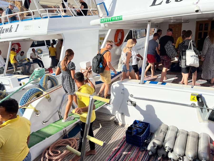 Sharm: Luxury Private Yacht with optional Lunch & Drinks - Should you book this luxury private yacht in Sharm?